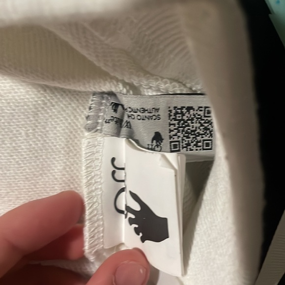 Got this 2years ago or so and wore it like 3 times still has ever tag on it. - Picture 5 of 5